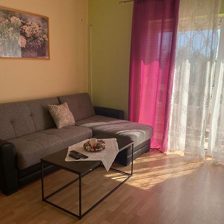 Apartments Vesna Banjol Bagian luar foto