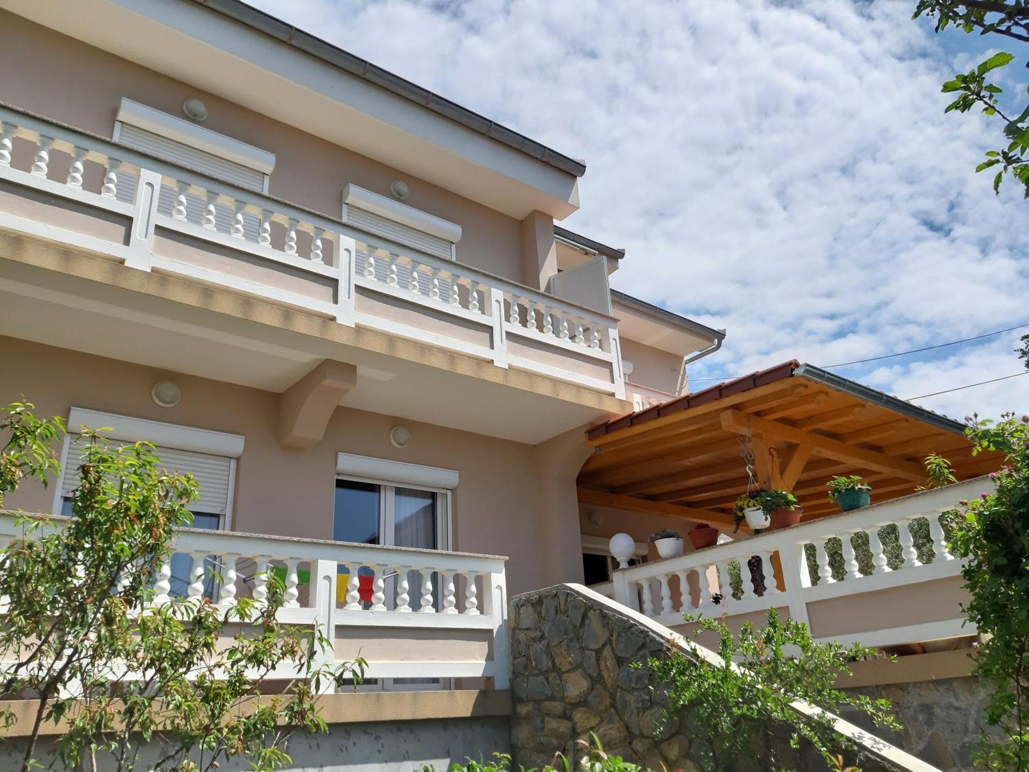Apartments Vesna Banjol Bagian luar foto